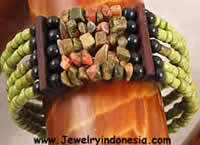 Beads Accessory and Jewelry