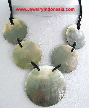 Retail Mother Of Pearl Shell Jewelry