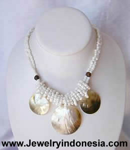 Pearl Shell Accessories & Jewelry Manufacturer from Bali