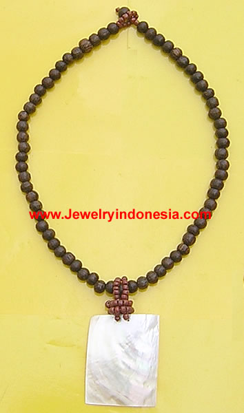 COCONUT WOOD BEADS FASHION ACCESSORIES