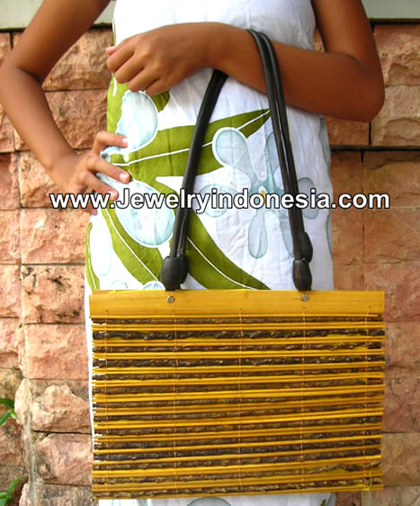 Ladies Brown Bamboo Handbags at Rs 250/piece | Bamboo Bags in Indore | ID:  2851558078688