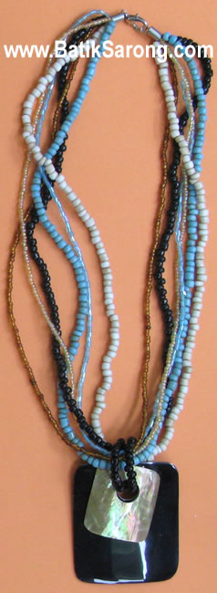 Seashells And Seed Beads Necklaces