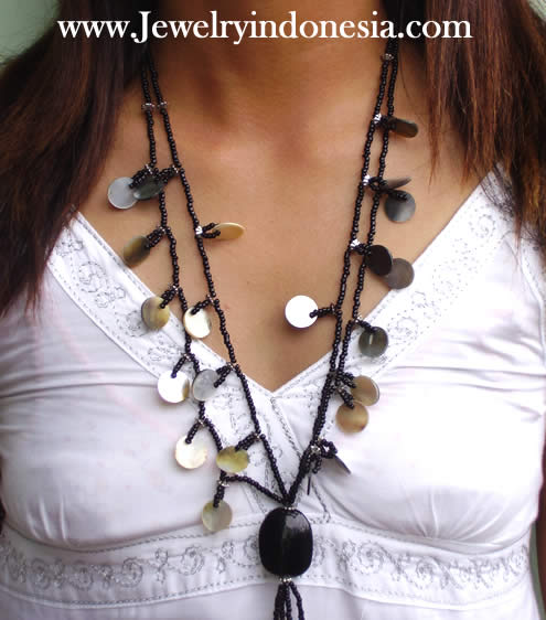 Sea Shell Necklaces Jewelry Indonesia