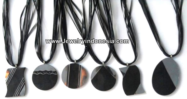 Stainless Steel Necklace Pendants with Wood