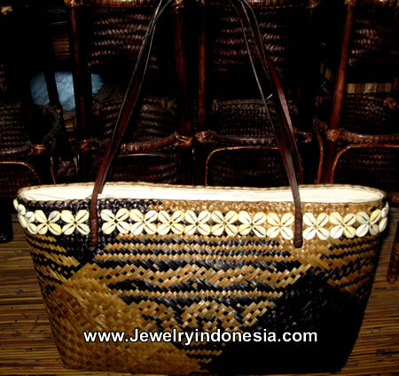 Rattan Bags Cowry Shells Bali Indonesia