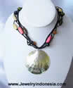 BEADS NECKLACE WITH MOTHER OF PEARL SHELL PENDANT