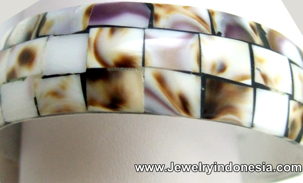 Sea Shell Bangle Bracelet Fashion Jewelry Bali