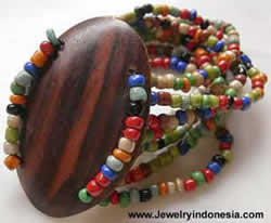 BEADS BRACELETS BALI INDONESIA