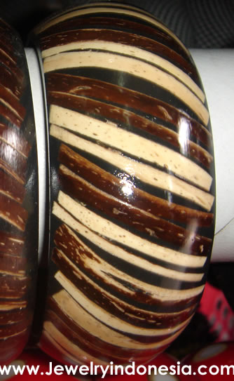 Wood Bangles Exporter Bali Indonesia