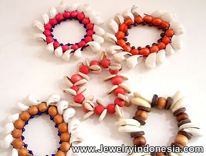 Sea Shell Bracelets Bali Indonesia