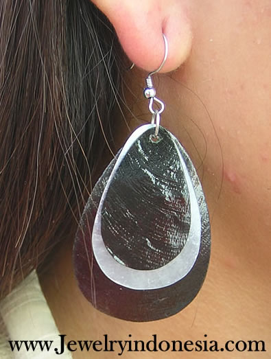 Chapis Shell Earrings