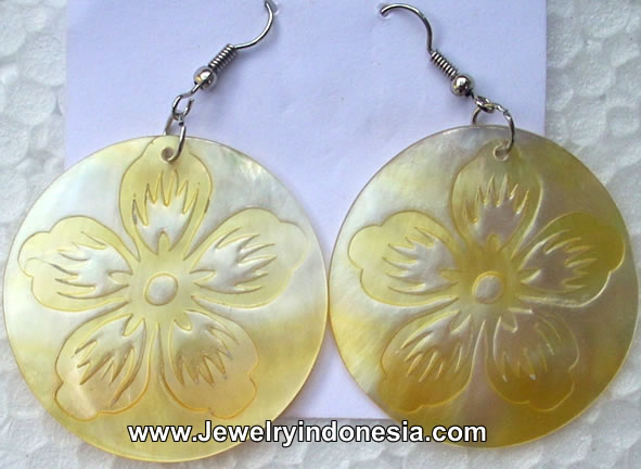 Carved MOP Shell Earrings Wholesale Bali Indonesia