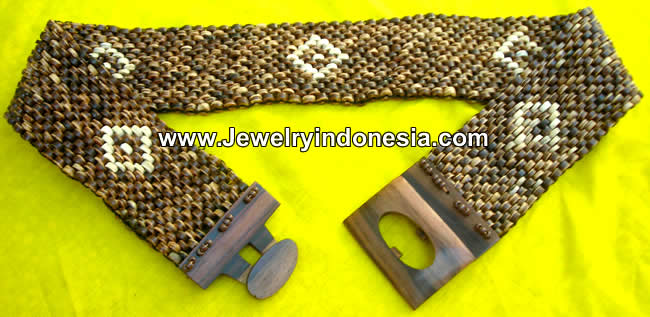 Coco Shell Beads Wide Belts Bali