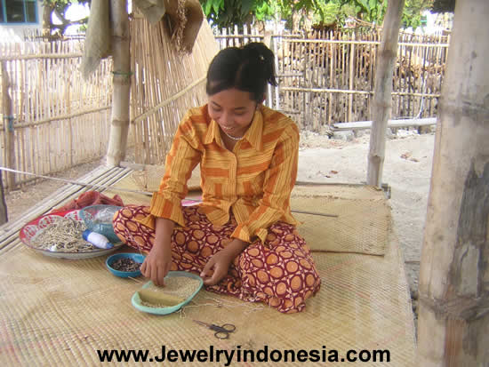 young beaders in Indonesia Bali Java