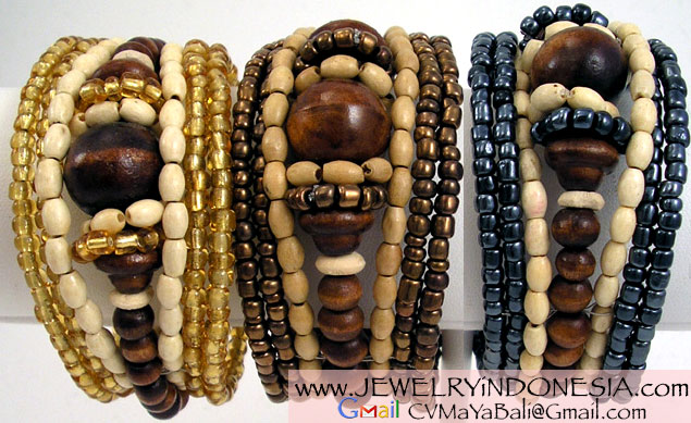 JiBrp7-10 Beaded Bracelets Bali Indonesia