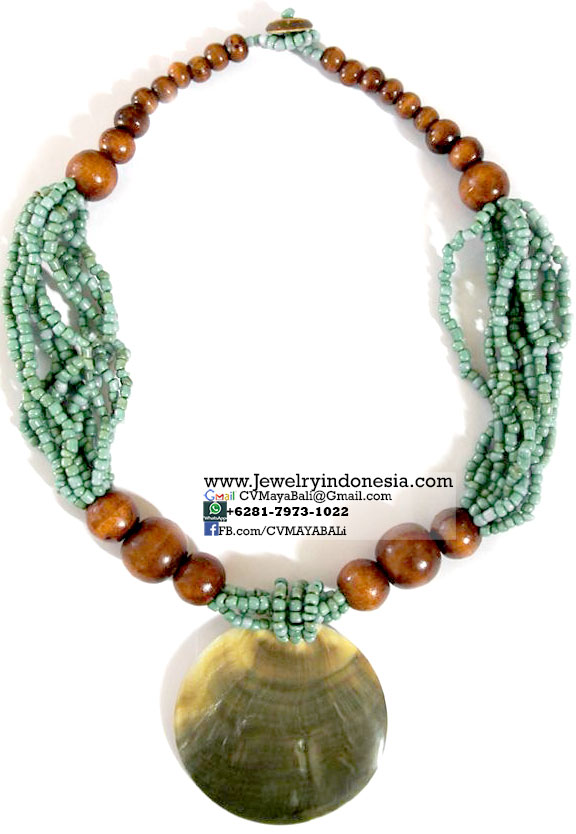 Mother of Pearl Shell Necklace with wooden beads