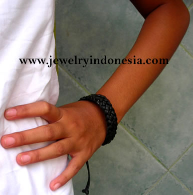 Leather Fashion Jewelry Supplier Indonesia